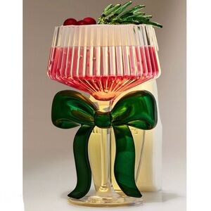 NWT Bath & Body Works “Merry Cocktail” Nightlight Fragrance Plugin